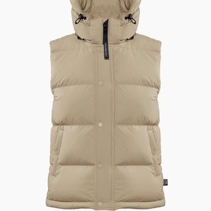 ❤️SOLD❤️NWOT ARITZIA tna super puff vest LIMITED EDITION COLOR